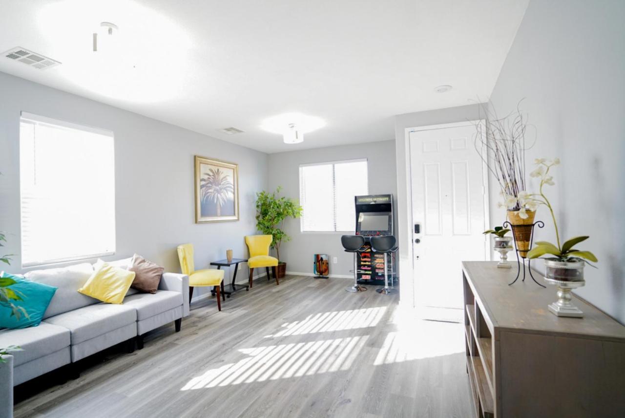 Ultra Modern Las Vegas Home 20Min From The Strip Екстер'єр фото
